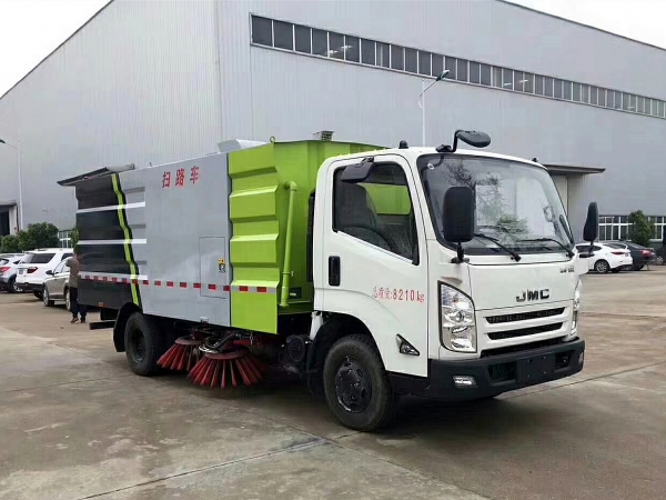 江鈴凱銳掃路車（8.2T）